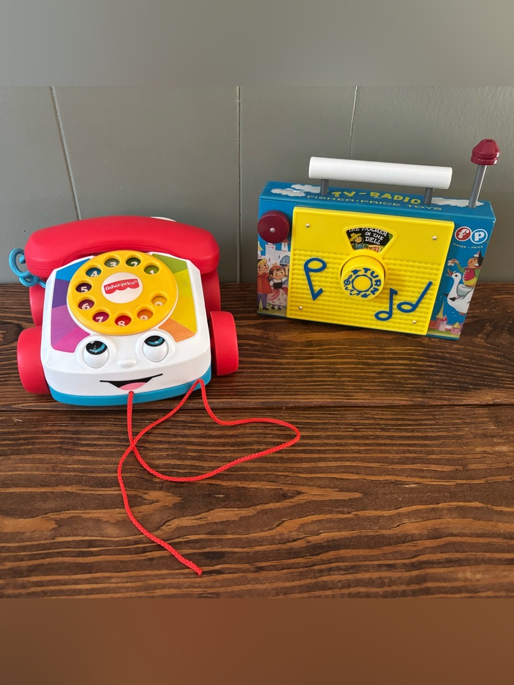 Fisher-Price Toy Bundle! ✨ Pull Along Phone and Radio